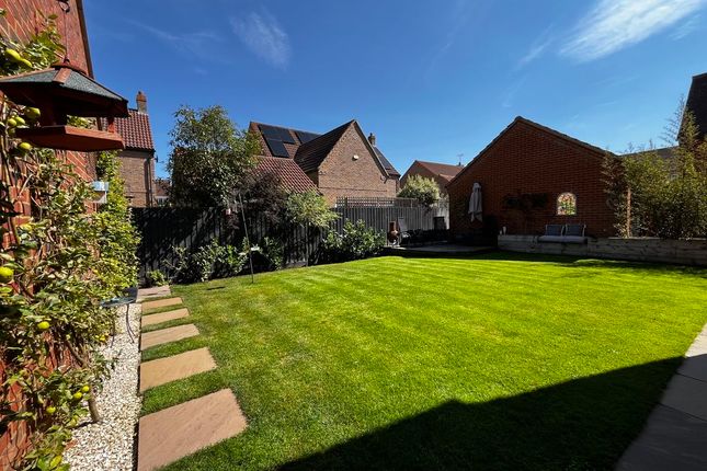 6, Clitheroe Croft, Milton Keynes photo 4