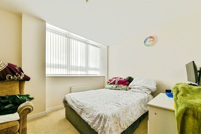 Flat 59, Skyline House, Swingate, Stevenage photo 4