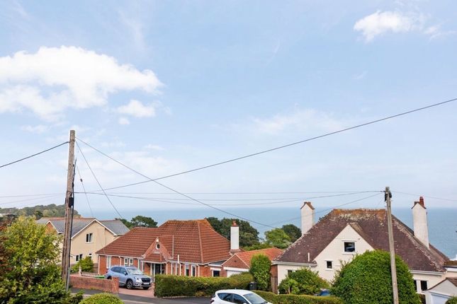 14 Woodland Avenue, Teignmouth photo 2