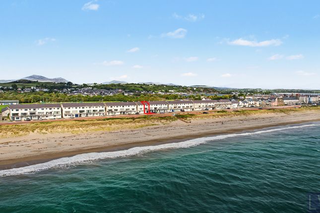 19, Pwllheli photo 4