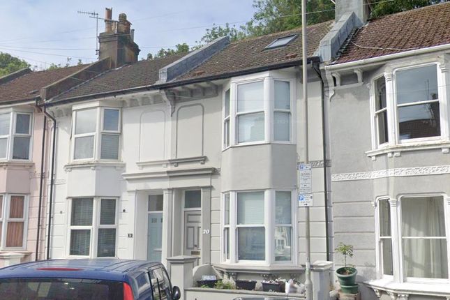 Terraced house to rent in Argyle Road, Brighton