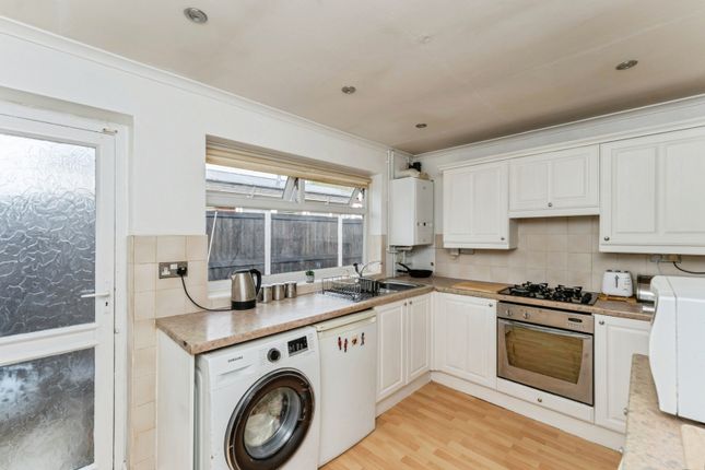 2, Glan Y Gors, Denbighshire photo 2
