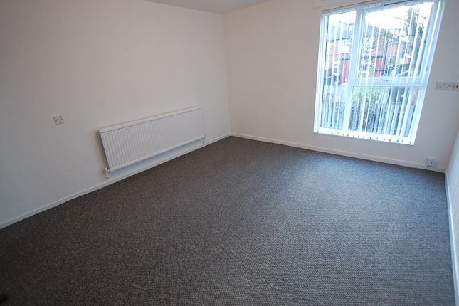 64, Lockingate Street, Greater Manchester photo 3