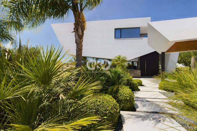 Thumbnail Villa for sale in Porto De Mos, Lagos, Lagos Algarve