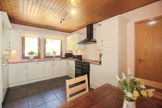 5, Winchester Drive, Hinckley photo 2