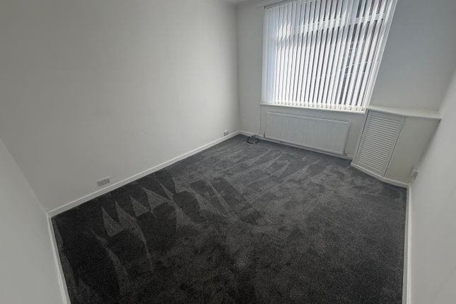 21, Newport Street, Bolton photo 2