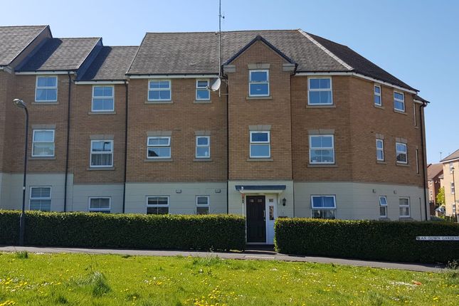 Penthouse to rent in Flaxdown Gardens, Coton Meadows, Rugby