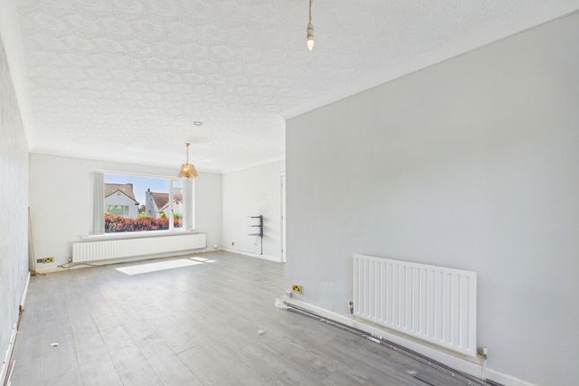 33 Moor Road, Workington photo 4