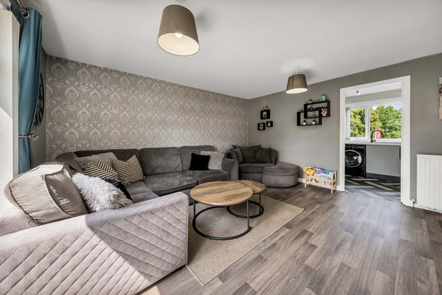 14, Garvock Place, Dundee photo 4