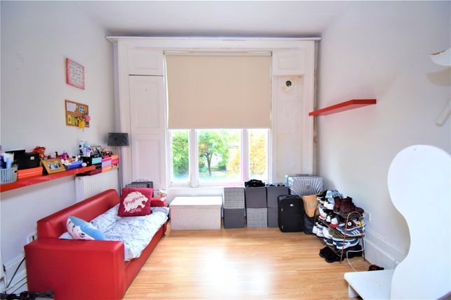 Room D, 5, Coleridge Road, London photo 4