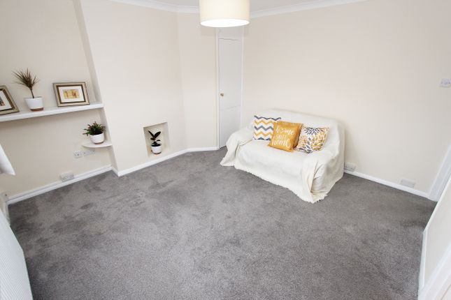 123, Kirby Road, Dartford photo 3