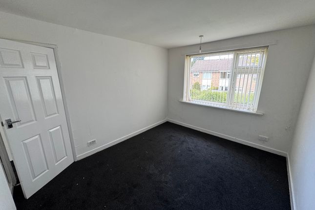 30, Pasture Walk, Bradford photo 4
