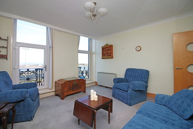 Flat 8, Wyre View, Fleetwood photo 4