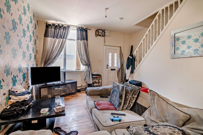 27a, Commercial Street, New Tredegar photo 4