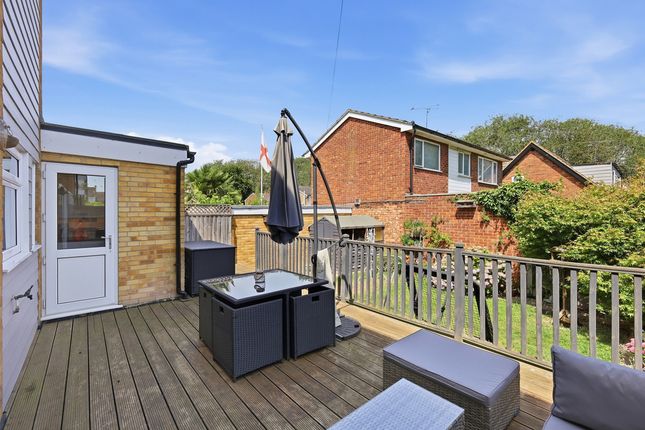 29, Padgetts Way, Hockley photo 4
