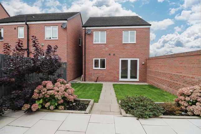 15, Melbreak Avenue, Carlisle photo 4
