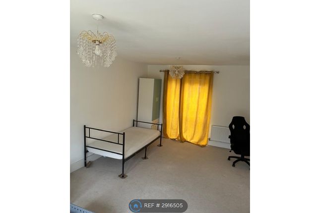 Shepton Road, Broughton, Milton Keynes photo 3