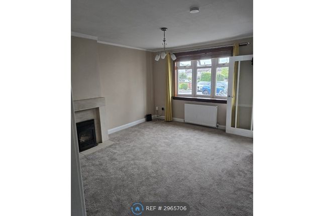 Marmion Drive, Kirkintilloch, Glasgow photo 3