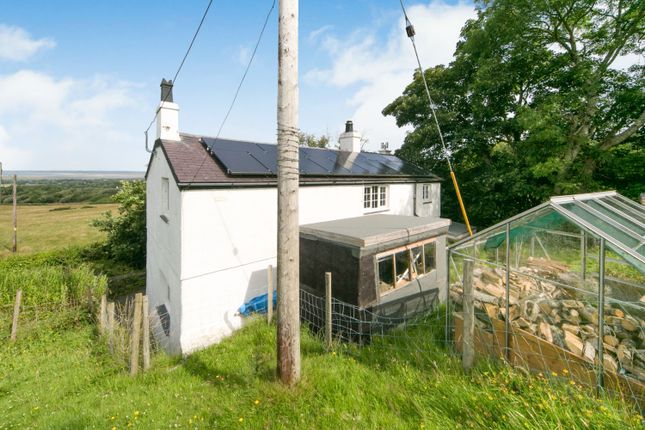 Detached house for sale in Groeslon, Caernarfon, Gwynedd