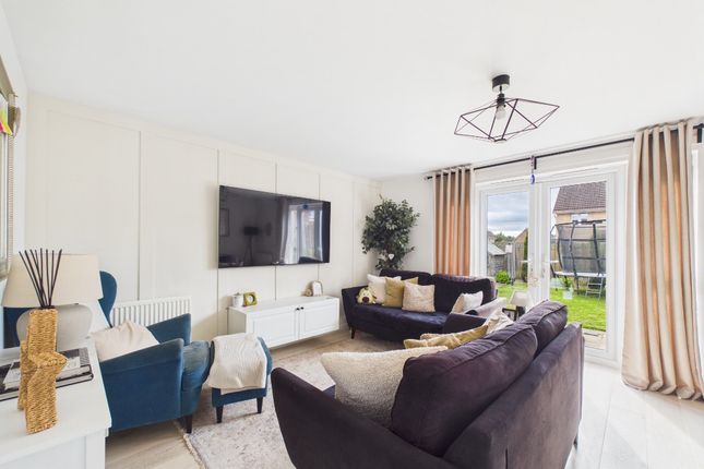 33, Sagewood Court, East Kilbride photo 3