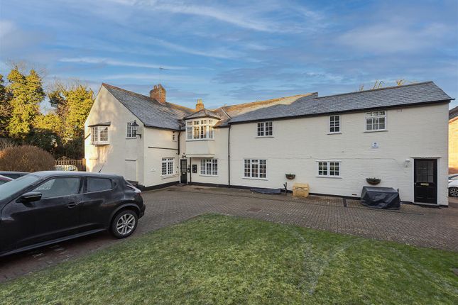 Flat for sale in Four Limes, Wheathampstead, St. Albans