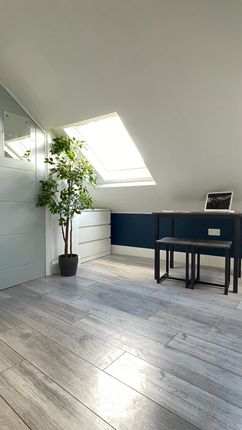 Room 6, Luton photo 4