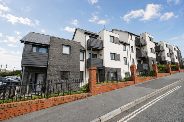 1-bed flat on 1 Pen Morvah, Bramble Hill, Bude, £195,000