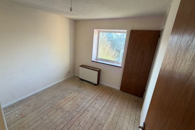 143, Copenhagen Close, Luton photo 5