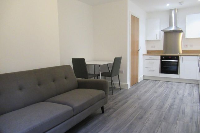 105 Queen Street, Sheffield photo 2