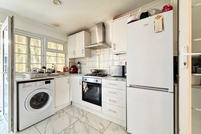 25, Carfax Road, Hayes photo 5