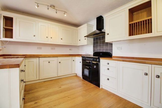 24, Brockwood Close, Sandy photo 3