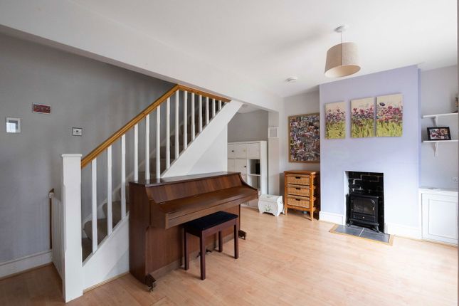 26, Croft Gardens, Cheltenham photo 3