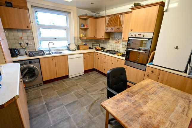 50, Ashurst Road, Ferndown photo 3