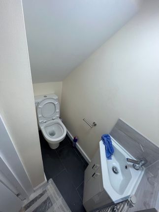 Room 1, 8 Bartholomew Road, Oxford photo 4