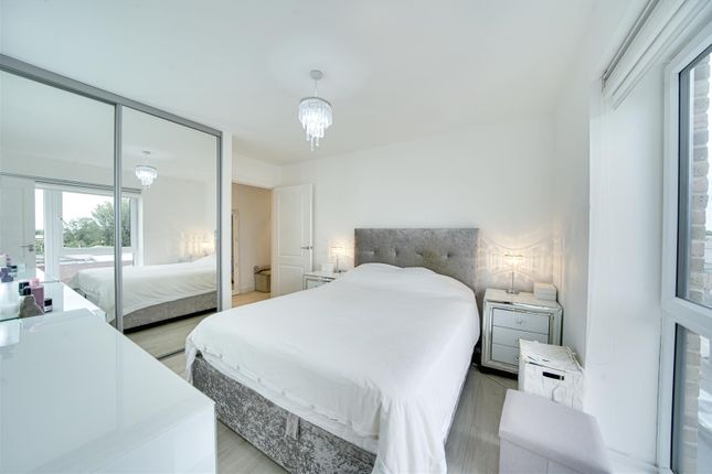 11 Liberty Court, Lea Road, Waltham Abbey photo 4