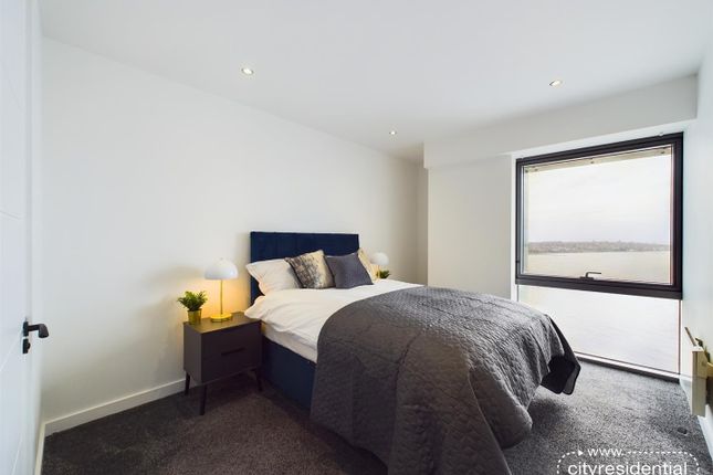 Flat for sale in Alexandra Tower, Princes Dock, Liverpool