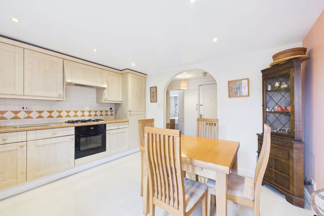 14 Dobsons Mews, Sutton-In-Ashfield photo 4