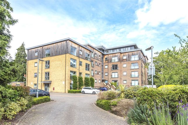 Flat for sale in Southcote Lane, Reading, Berkshire