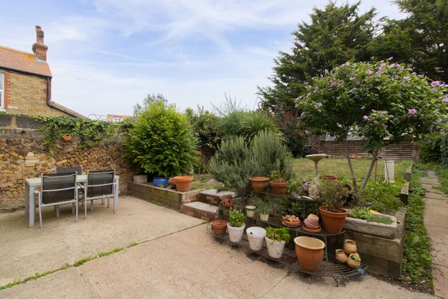 Terraced house for sale in Windsor Avenue, Margate