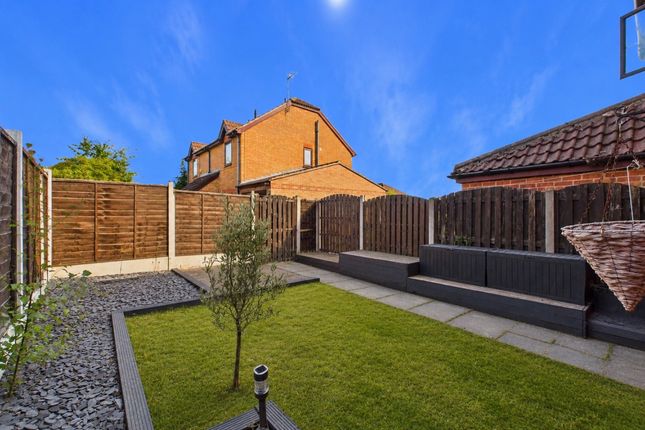 18, North End Drive, Doncaster photo 2