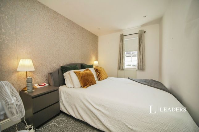 2 Kings Mews, 47, Thoroughfare, Suffolk photo 4