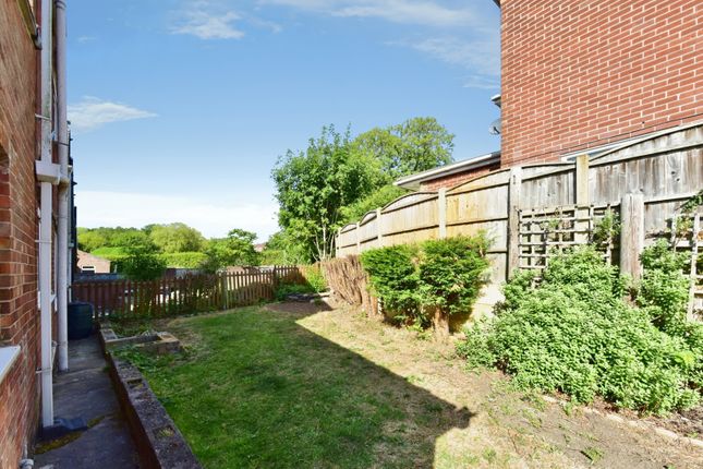 32, Leadbeater Road, Sheffield photo 4