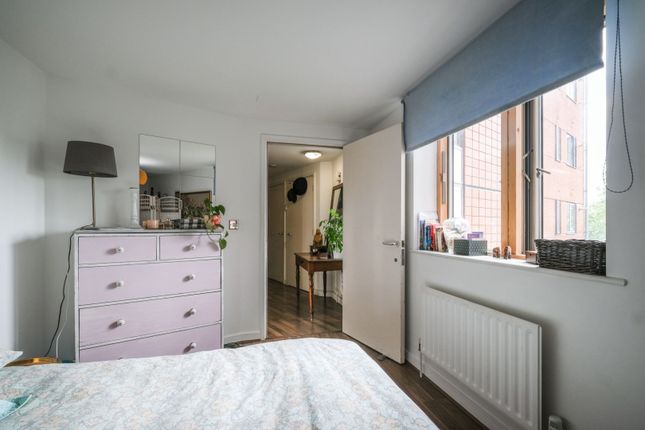Flat for sale in Alfred Road, Maida Vale