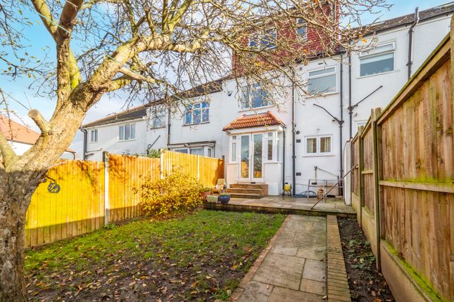 Terraced house for sale in St. Dunstans Hill, Cheam, Sutton