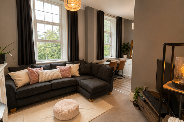 28, The Uplands, Macclesfield photo 2