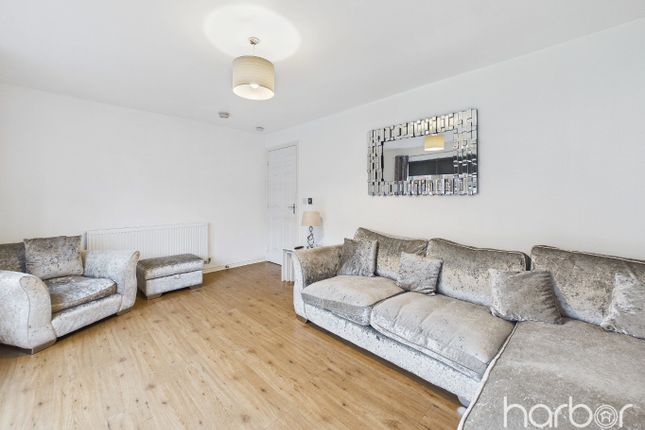 6 Craigswood Way, Baillieston, City Of Glasgow photo 3