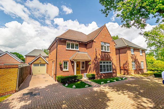 Thumbnail Detached house for sale in Sellars Way, Basildon