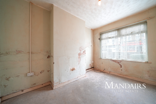 167 High Street, Peterborough photo 4