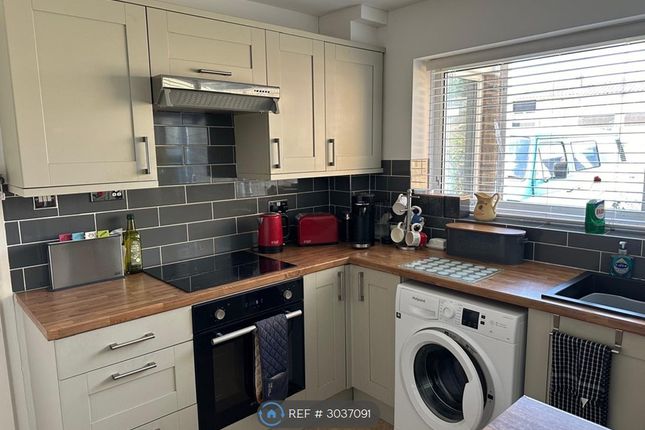 Churchill Riad, Leighton Buzzard photo 5