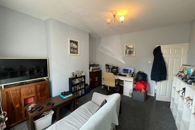 5, New Street, Castleford photo 4